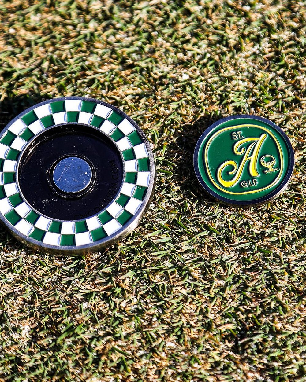 St. André Classic Ball Marker Two-sided &middot; view 2 of 4