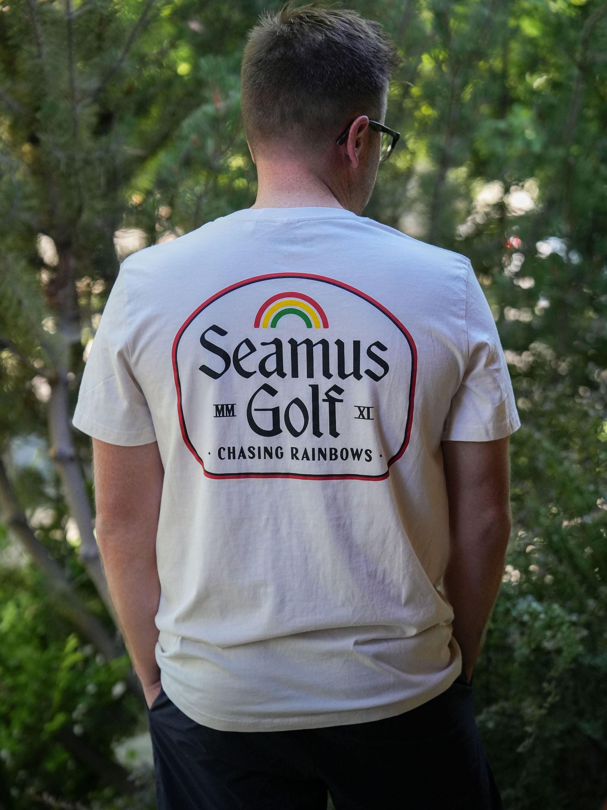 Seamus Golf Chasing Rainbows t-shirt in natural · view 3 of 4