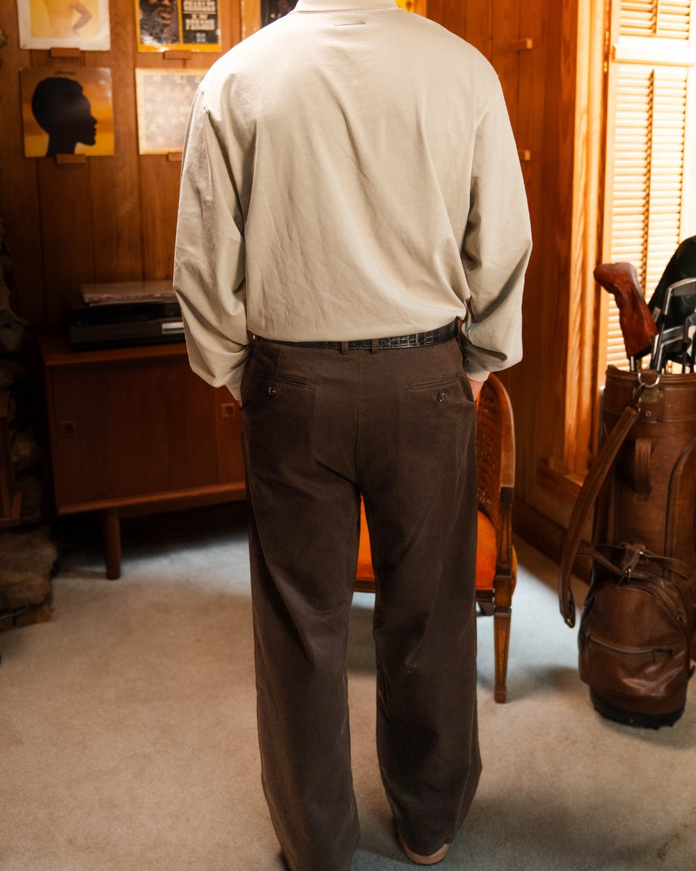 Woodgrain Golf Legacy Double Pleated Trouser, Chocolate Brown &middot; view 3 of 4
